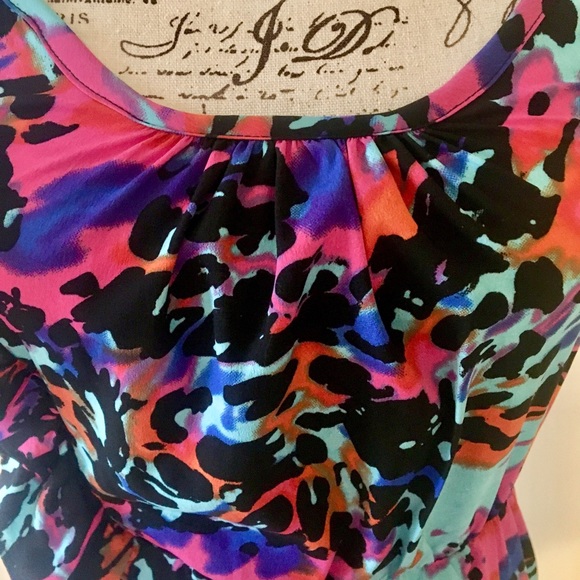 NWOT Bright Color Floral One Shoulder Ruffle Dress - Picture 4 of 6